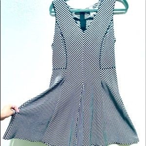 Sleeveless BR dress, heavyweight rayon blend